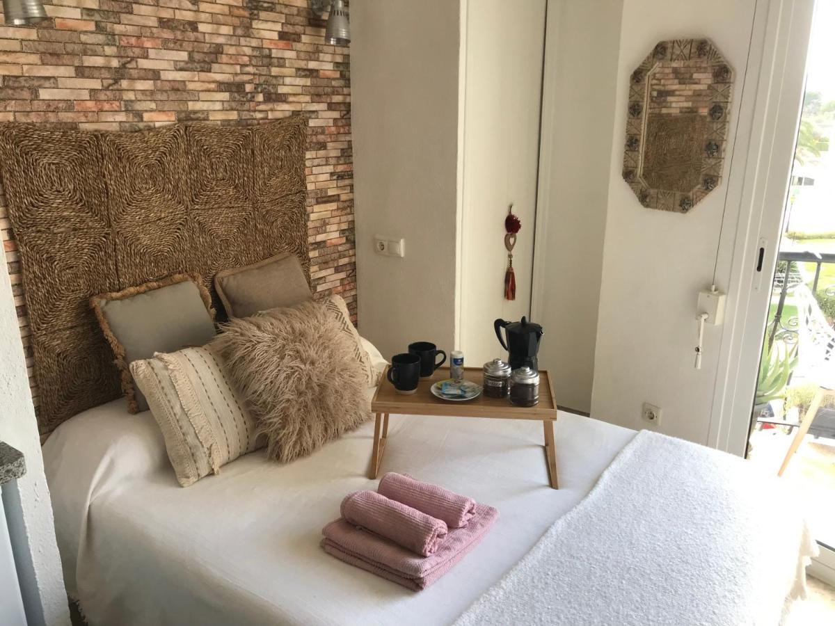 Estudio En Denia Con Piscina Y Wifi Privada, A 100 M Del Mar ภายนอก รูปภาพ